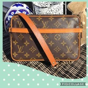 Authentic Louis Vuitton Monogram Compiegne 23